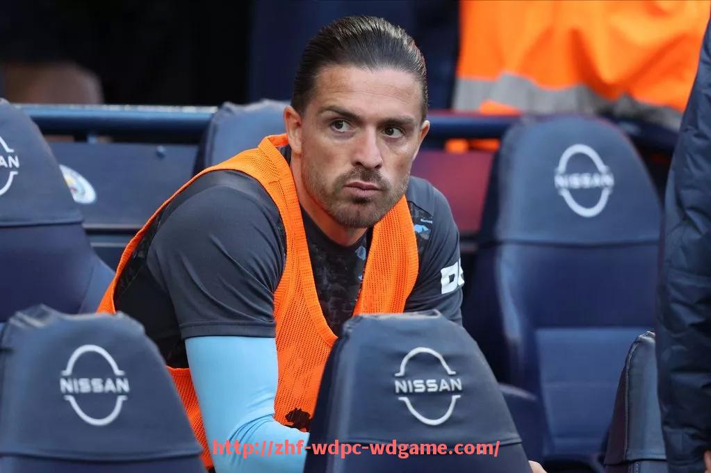 问鼎娱乐官方网站-意甲联赛球队Logo设计及视觉演变历史