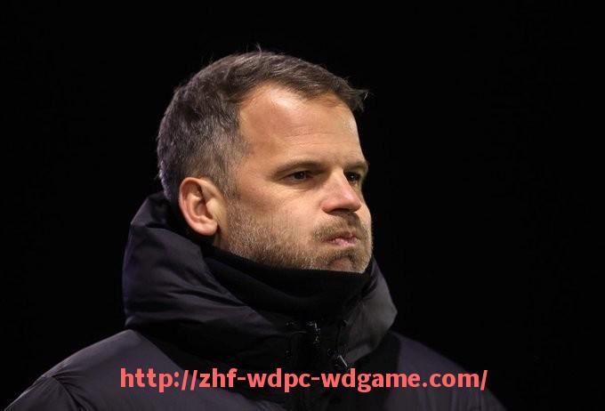 问鼎娱乐官方网站-世俱杯后腰球员大局观能力综合对比与控场效果评估