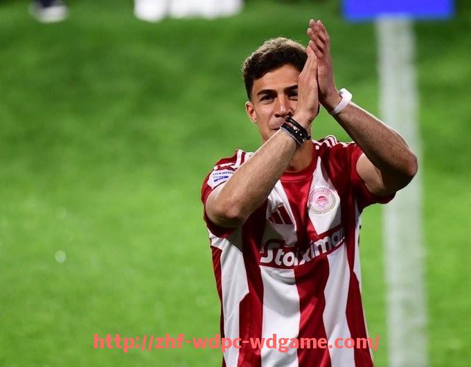 问鼎娱乐官方网站-法甲球队历史上最强阵容：法甲历史上最强阵容盘点与分析