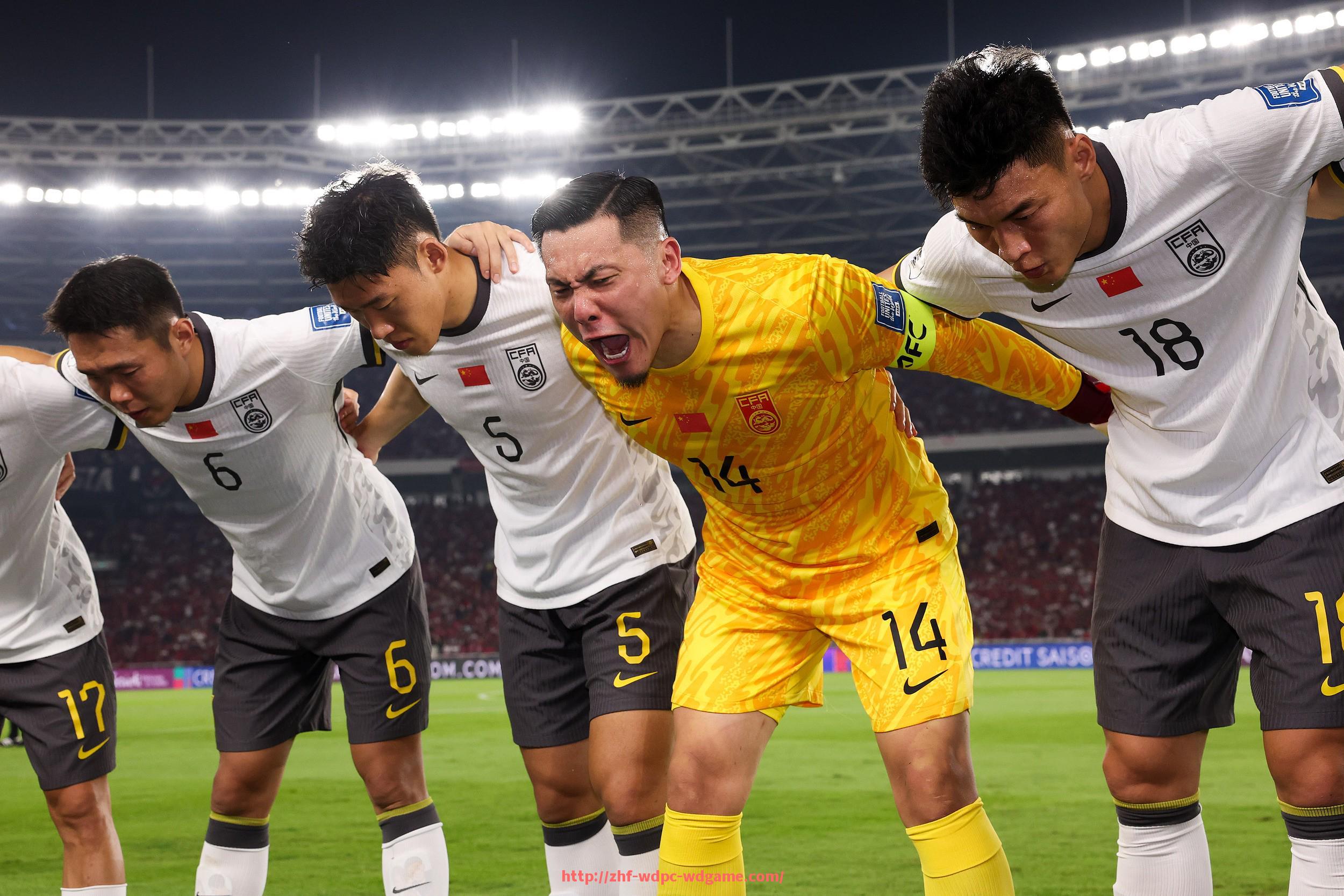 问鼎娱乐官方网站-火箭队输球后的比赛录像及复盘分析